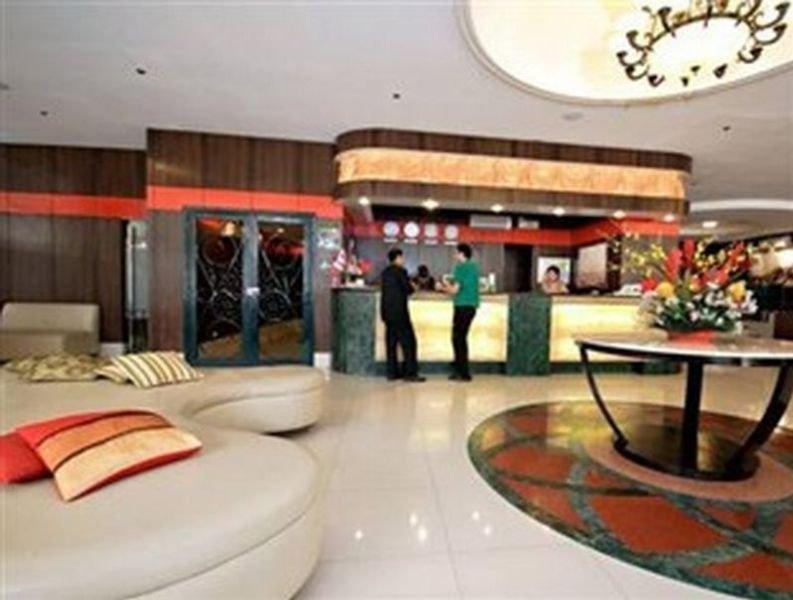 Eurotel Makati San Pedro Makati Exterior foto