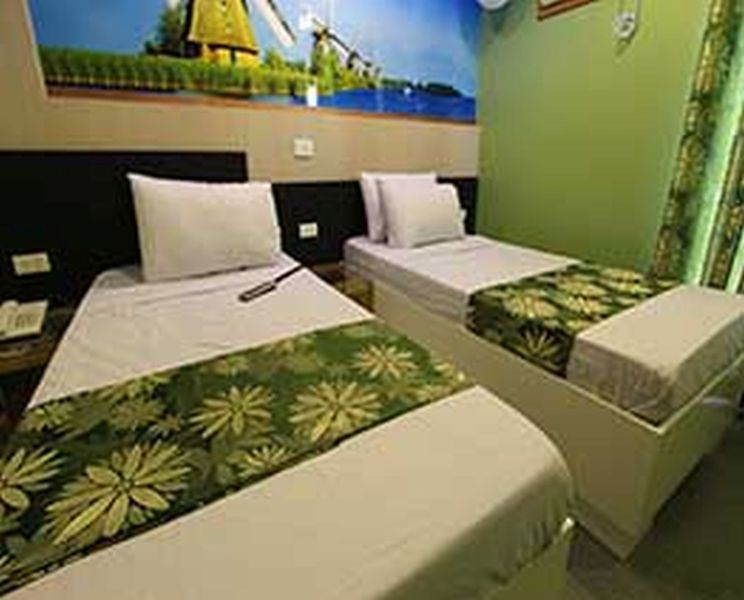 Eurotel Makati San Pedro Makati Exterior foto